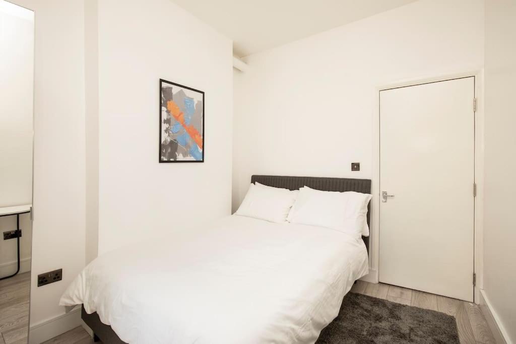 Spacious Serenity In The Heart Of Central לונדון מראה חיצוני תמונה