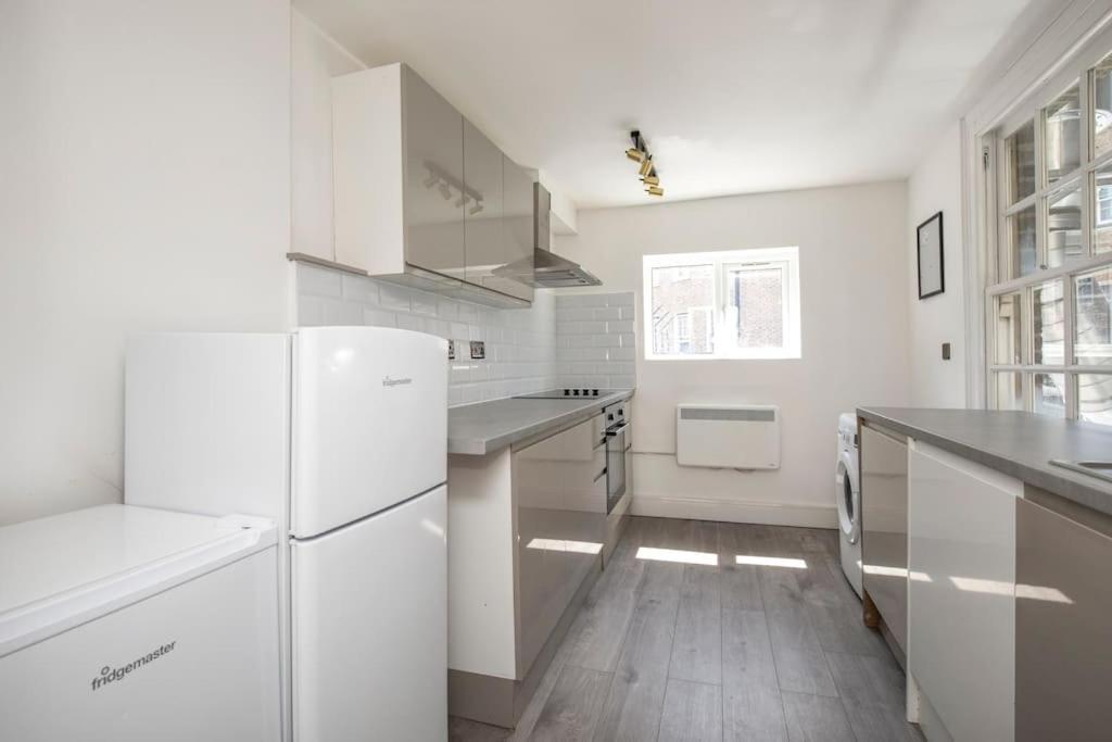 Spacious Serenity In The Heart Of Central לונדון מראה חיצוני תמונה